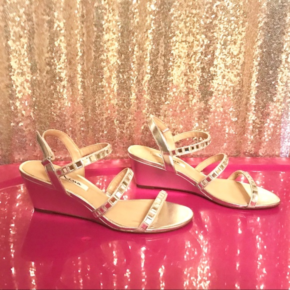Shoes - ✨Metallic Silver✨Rhinestone Strap Wedge Sandals✨